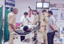 चकिया – पुलिस को देखते ही बरसाईं गोलियां, जवाबी फायरिंग में 25 हजार का इनामी को लगी गोली, साथी को पुलिस ने धरदबोचा….सीओ पहुंचे अस्पताल, ली जानकारी