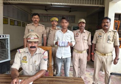 रास्ता बदलकर सवारी को लूटने वाला गिरफ्तार, पुलिस ने किया सतर्क………स्टेशन से ऑटो में बैठा था यात्री, सुनसान रास्ते पर ले जाकर मोबाइल और