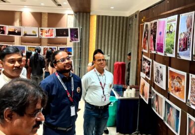 AI से डरें नहीं, उसे बनाएं अपनी ताकत : डॉ. विनय तिवारी, विश्व फोटोग्राफी दिवस पर न्यू बनारस कैमरा सोसाइटी का आयोजन