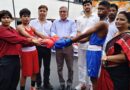चकिया में पहली बार आयोजित हुआ…… 635 स्कूलों के 1300 मुक्केबाजों से गूंजा चकिया, ईस्ट जोन बॉक्सिंग चैंपियनशिप का आगाज……..पांच दिवसीय प्रतियोगिता में पूर्वी जोन के खिलाड़ी दिखाएंगे दमखम, चंदौली बॉक्सिंग एसोसिएशन का भी गठन,एआईबीए वन-स्टार अंतरराष्ट्रीय बॉक्सिंग कोच एवं एमएसवी बॉक्सिंग एकेडमी के चेयरमैन दिलीप कुमार सिंह व सीओ व डायरेक्टर ने किया शुभारंभ