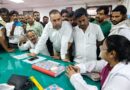 मासूम के मेडिकल में घंटों की देरी ने खोली व्यवस्था की पोल……..रात 11 बजे से दूसरे दिन दोपहर तक चकिया से चंदौली – फिर चकिया दौड़ता रहा डेढ़ वर्षीया पीड़ित परिवार, भड़का था जनाक्रोश तब हुआ मेडिकल……. कहां मर गई थी संवेदनशीलता, विधायक व मंत्री के हस्तक्षेप व लोगों के आक्रोश गए करें……. मेडिकल में देर करने पर लोगों ने की जांच की मांग